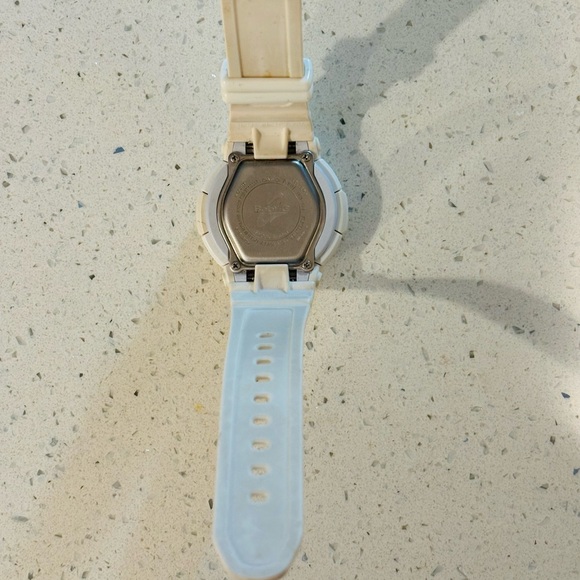 CASIO Women's 'Baby-G' Pink/ White Quartz Watch - Picture 5 of 7